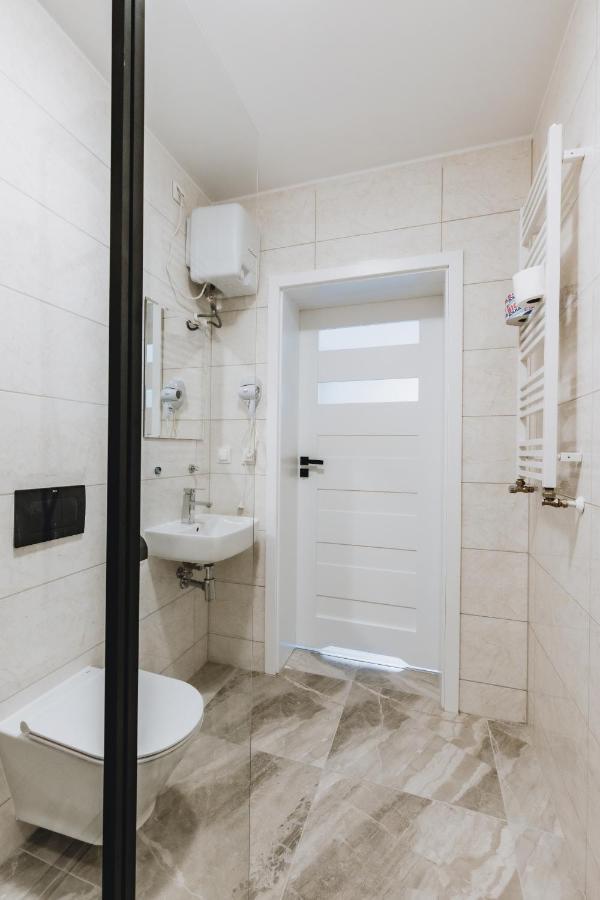 Hotel Osrodek Wypoczynkowo-Rehabilitacyjny Posejdon Krynica Morska Esterno foto